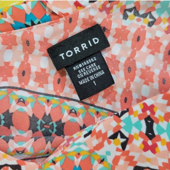 Final price - Torrid dressy spaghetti strap top - Picture 6 of 12